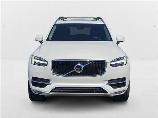 2019 Volvo XC90 T6 Momentum
