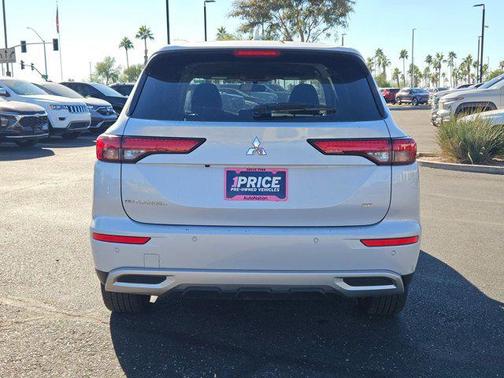 2024 Mitsubishi Outlander SE 2.5 2WD