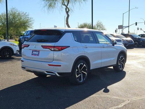 2024 Mitsubishi Outlander SE 2.5 2WD