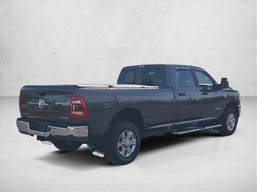 2024 RAM 3500 Big Horn Crew Cab 4x4 8' Box