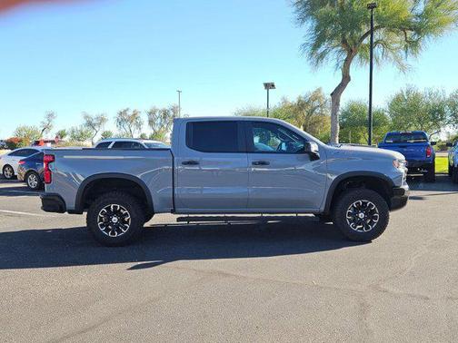 2025 Chevrolet Silverado 1500 ZR2