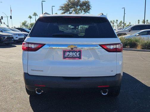 2021 Chevrolet Traverse LT Cloth