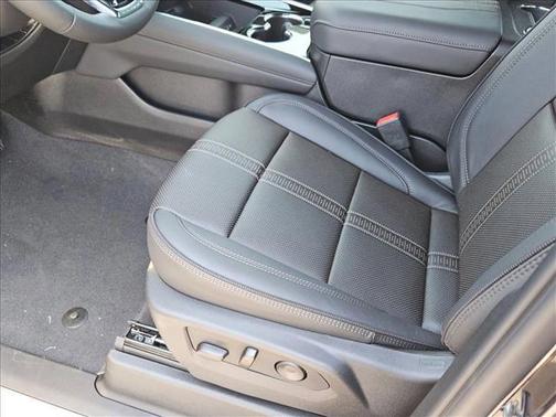 2025 Chevrolet Suburban 2WD High Country