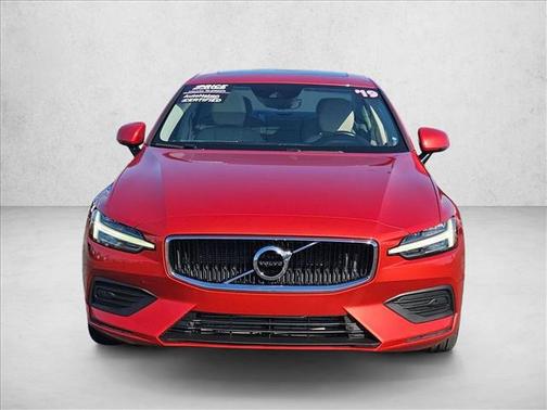 2019 Volvo S60 T5 Momentum