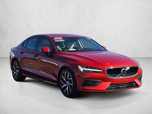 2019 Volvo S60 T5 Momentum