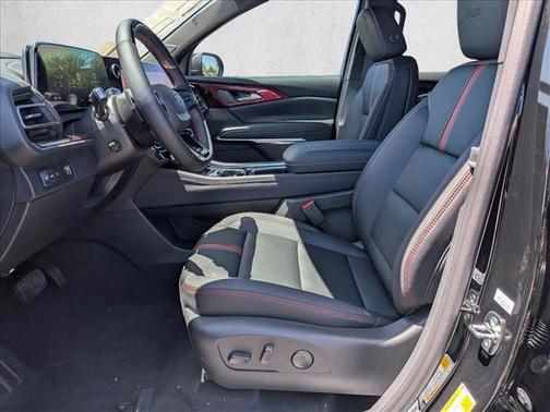 Mosaic Black Metallic 2026 Chevrolet Traverse RS