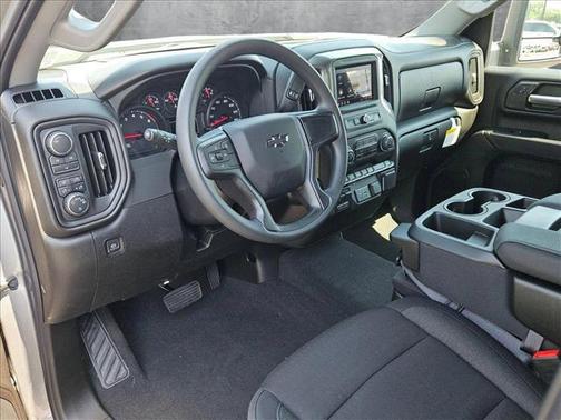 2025 Chevrolet Silverado 2500 Custom