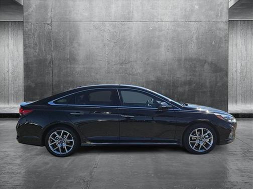 2019 Hyundai SONATA Limited 2.0T