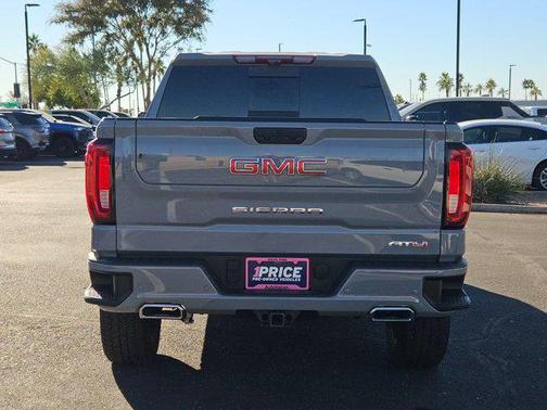 2025 GMC Sierra 1500 AT4