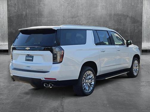2025 Chevrolet Suburban Premier