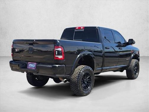 Diamond Black Crystal Pearlcoat 2021 RAM 2500 Laramie Crew Cab 4x4 6'4' Box