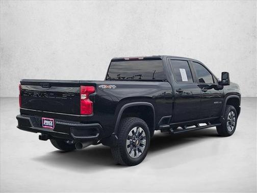 2022 Chevrolet Silverado 2500 Custom
