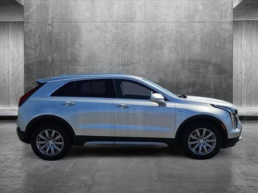 2020 Cadillac XT4 Premium Luxury
