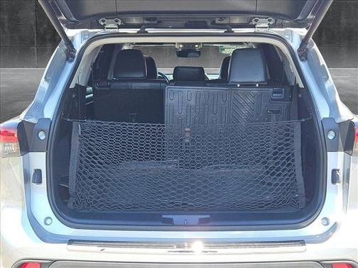 2024 Toyota Highlander Hybrid XLE