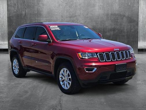 2022 Jeep Grand Cherokee Laredo