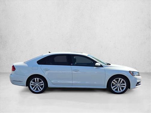 2019 Volkswagen Passat 2.0T Wolfsburg Edition