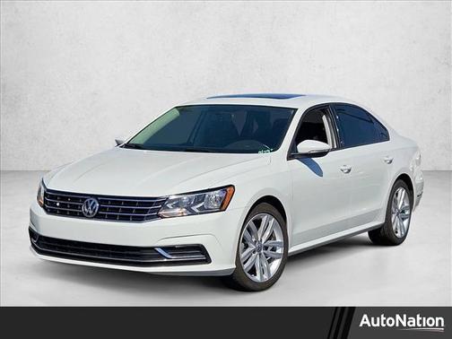 2019 Volkswagen Passat 2.0T Wolfsburg Edition