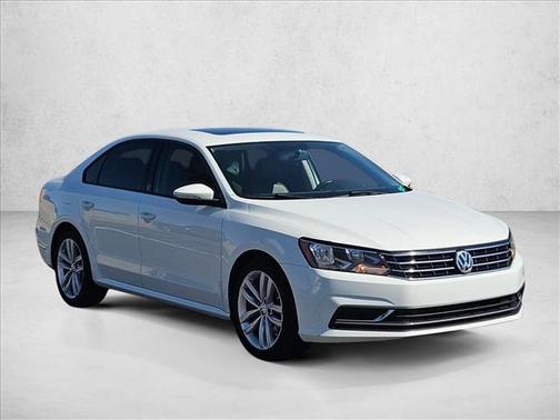 2019 Volkswagen Passat 2.0T Wolfsburg Edition