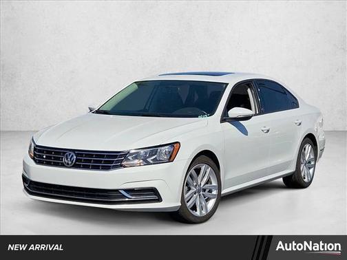 2019 Volkswagen Passat 2.0T Wolfsburg Edition