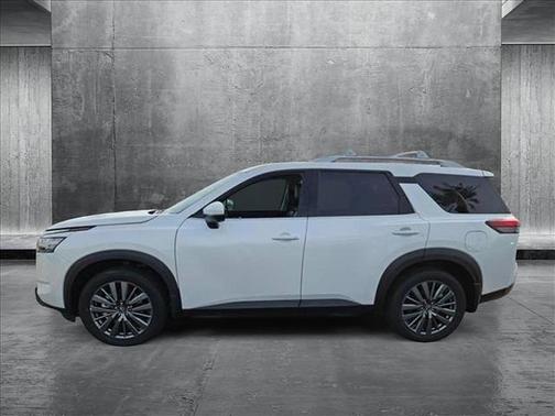 2025 Nissan Pathfinder SL FWD