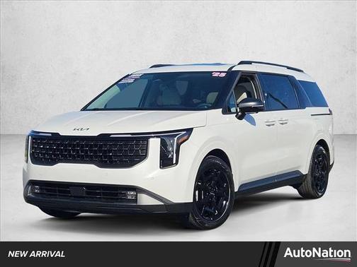 2025 Kia Carnival SX