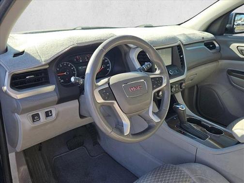 2017 GMC Acadia SLE-1