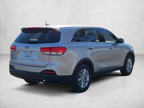 2016 Kia Sorento L