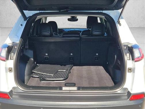 2023 Jeep Cherokee Trailhawk