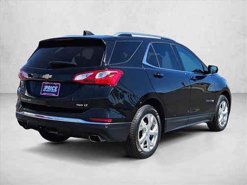 Mosaic Black Metal 2019 Chevrolet Equinox 1LT