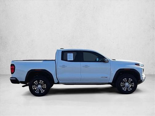 2023 GMC Canyon AT4