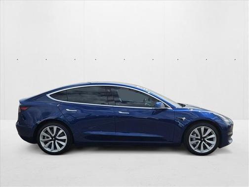 2020 Tesla Model 3 Standard Range Plus