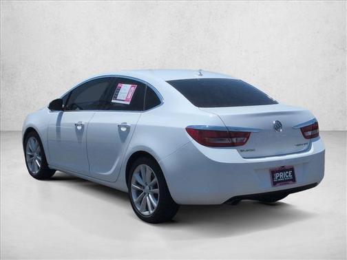 Summit White 2013 Buick Verano Base