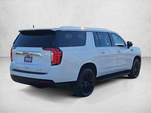 2022 GMC Yukon XL SLE