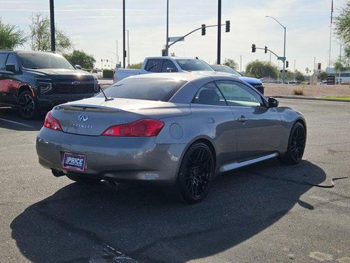 2009 INFINITI G37 Sport