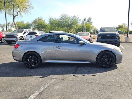 2009 INFINITI G37 Sport