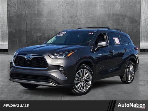 2021 Toyota Highlander Hybrid Platinum