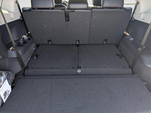 2024 Volkswagen Tiguan 2.0T Wolfsburg Edition