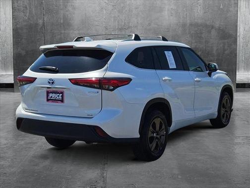 2023 Toyota Highlander Hybrid XLE