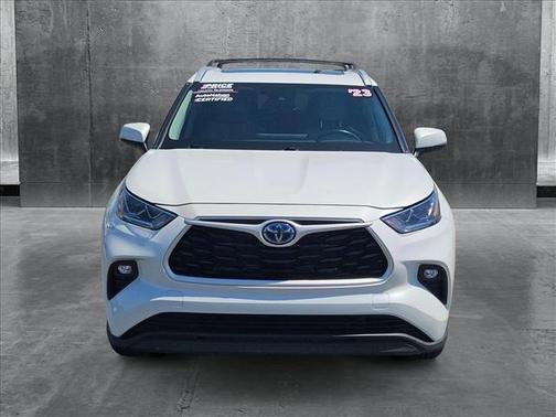 2023 Toyota Highlander Hybrid XLE