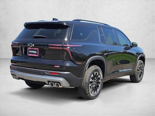 Mosaic Black Metallic 2026 Chevrolet Traverse AWD Z71