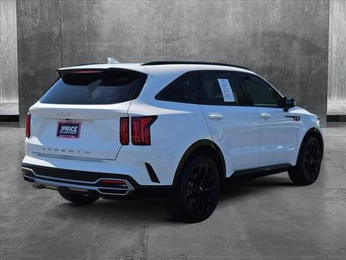 2022 Kia Sorento SX