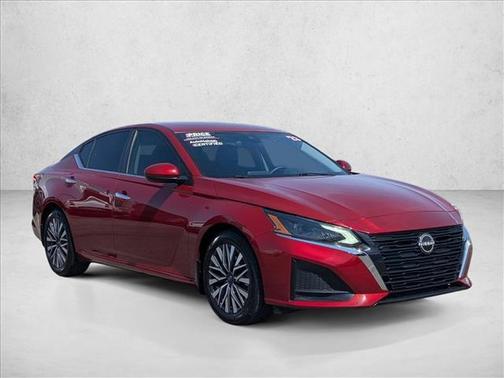 Scarlet Ember Tintcoat 2023 Nissan Altima 2.5 SV