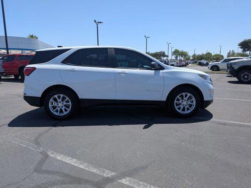 Summit White 2021 Chevrolet Equinox LS