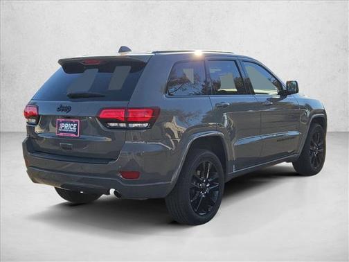 2021 Jeep Grand Cherokee Laredo