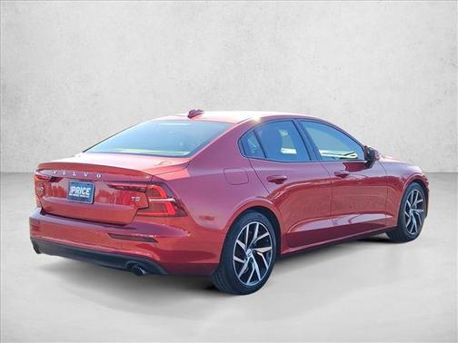 2019 Volvo S60 T5 Momentum