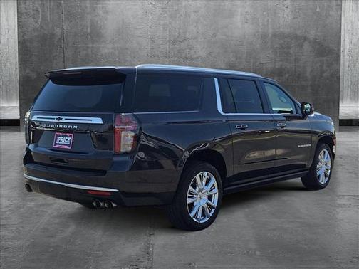 2022 Chevrolet Suburban 4WD High Country