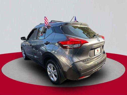 2020 Nissan Kicks S