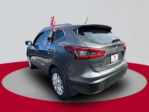 2022 Nissan Rogue Sport SV