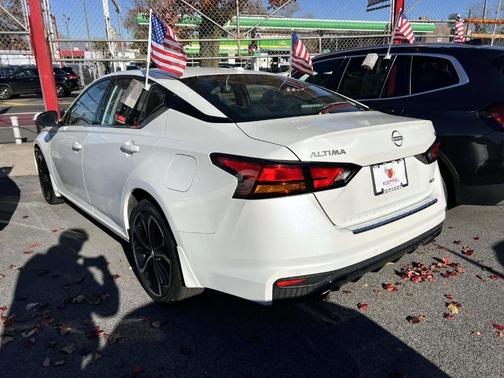 2023 Nissan Altima 2.5 SR