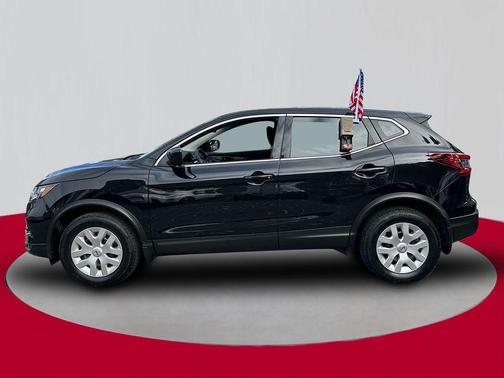 2020 Nissan Rogue Sport S